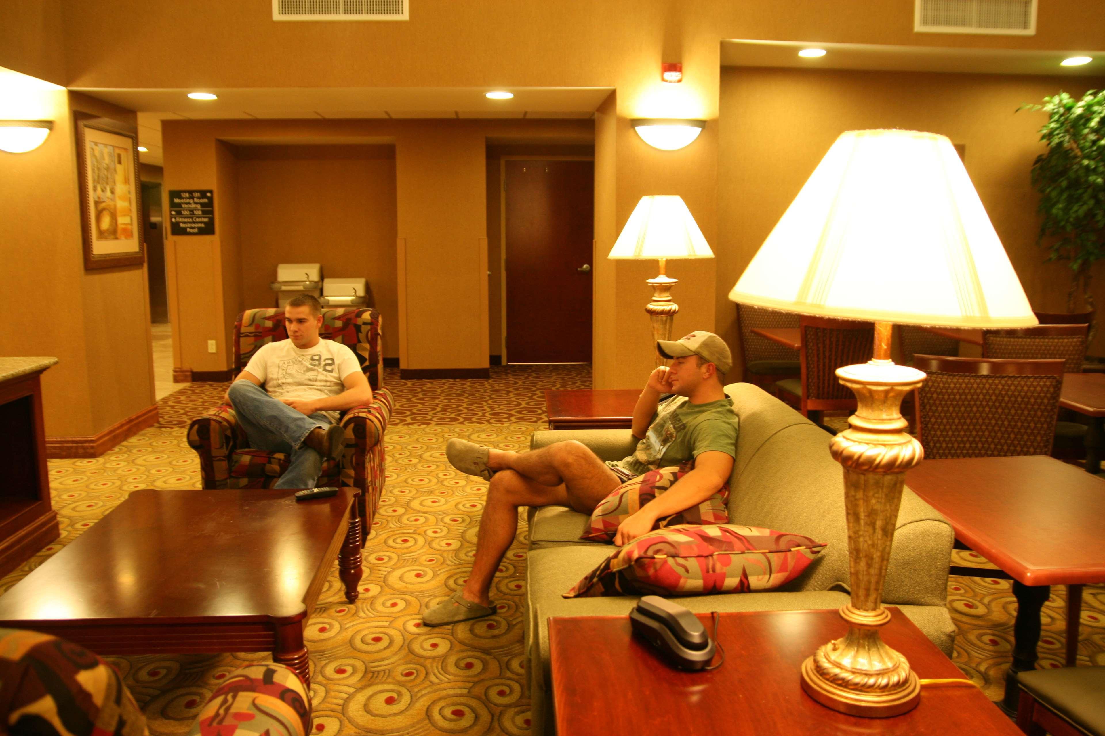 Hampton Inn&Suites Madisonville Extérieur photo