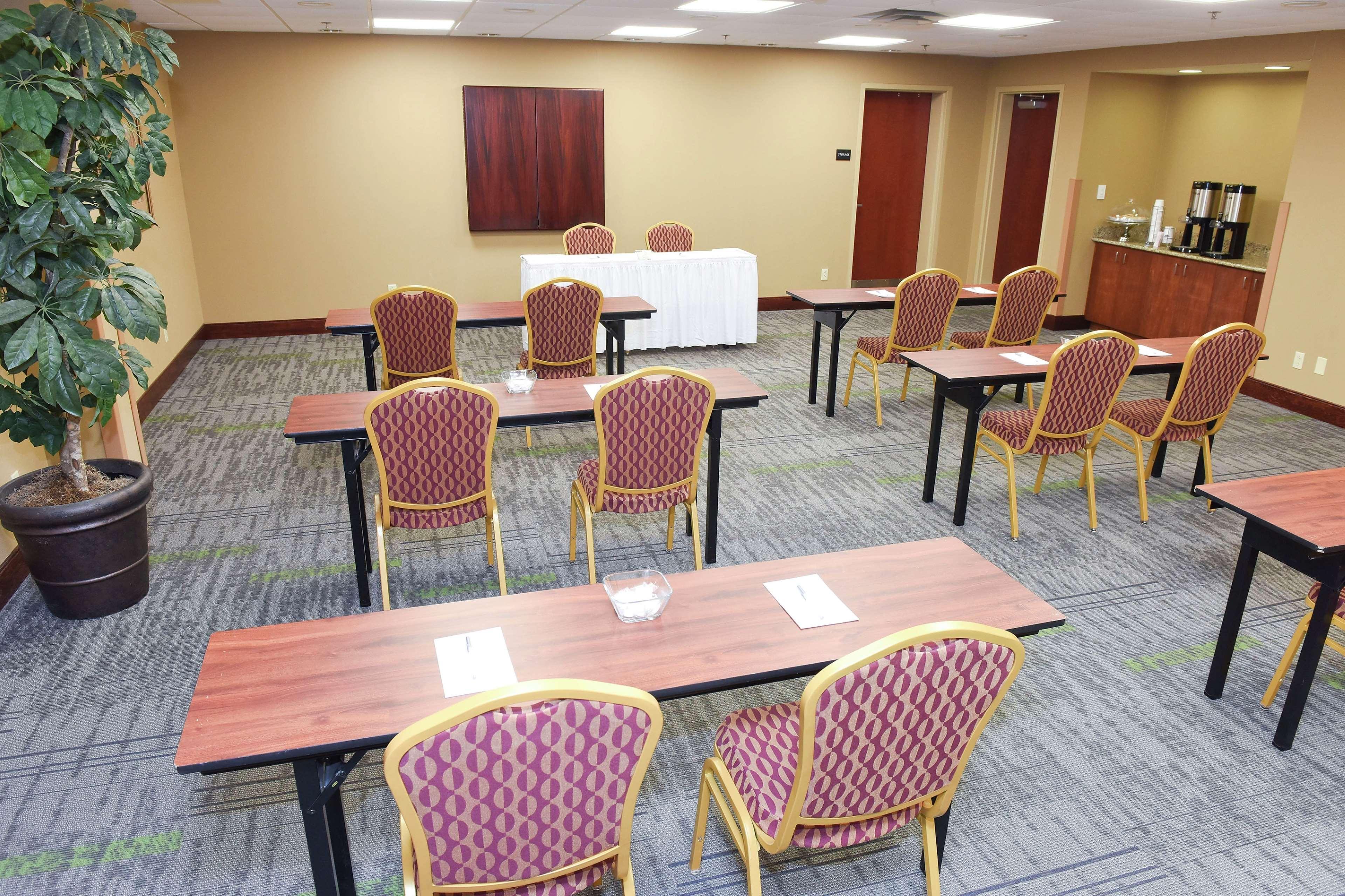 Hampton Inn&Suites Madisonville Extérieur photo