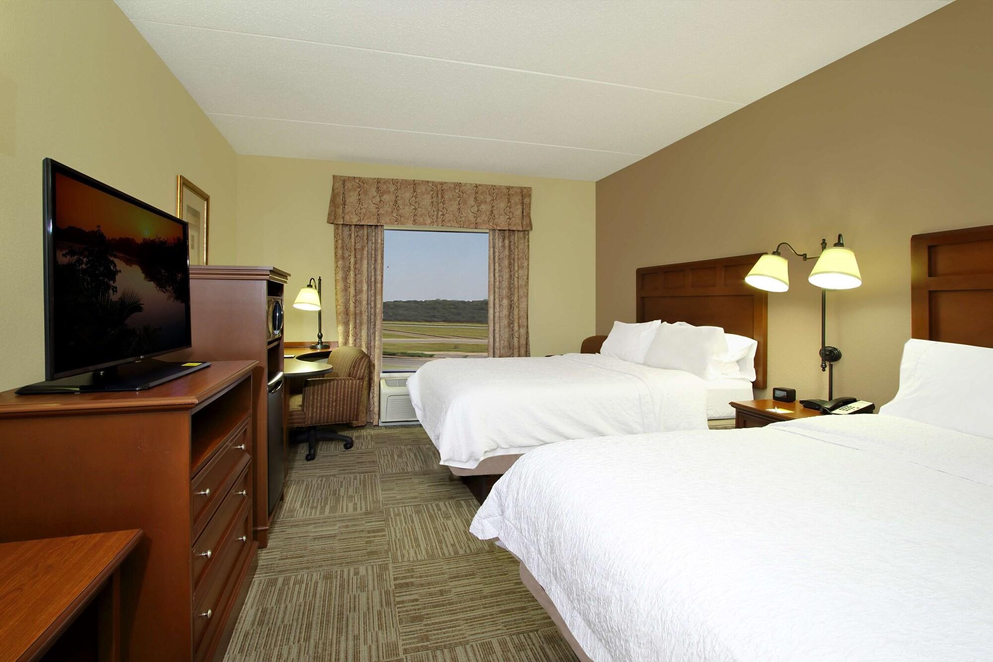Hampton Inn&Suites Madisonville Extérieur photo