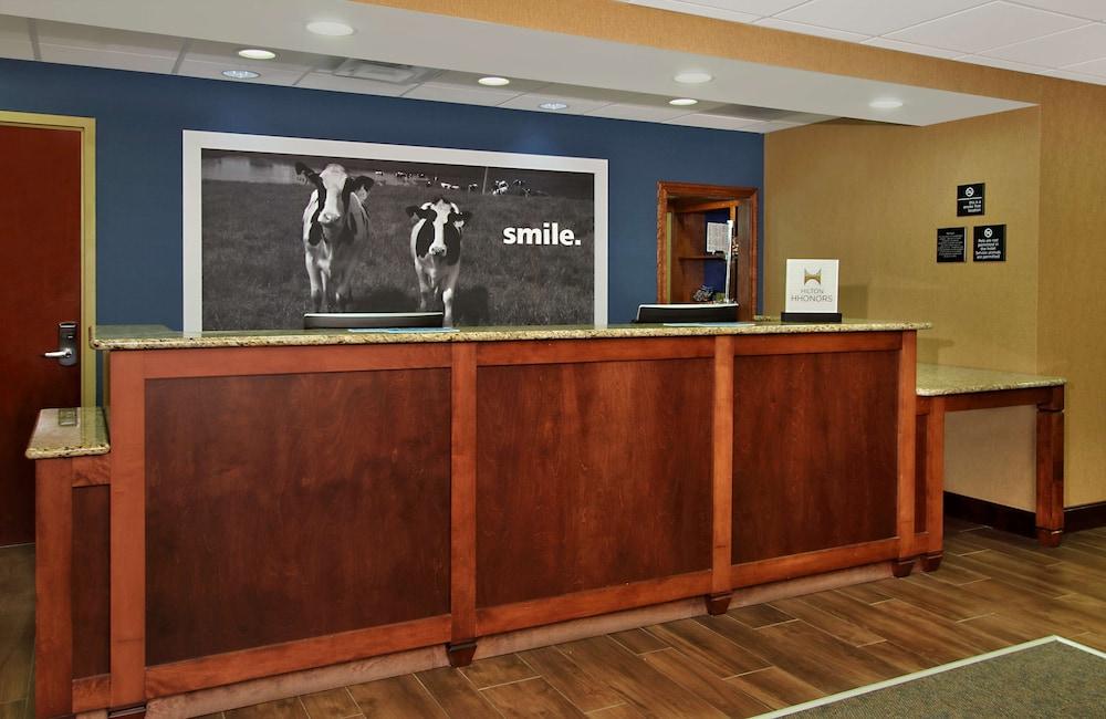Hampton Inn&Suites Madisonville Extérieur photo